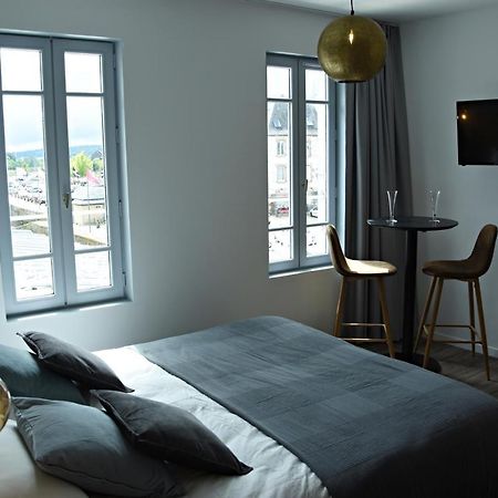 Nuit Sur Le Pont 4 Apartment Landerneau Exterior foto